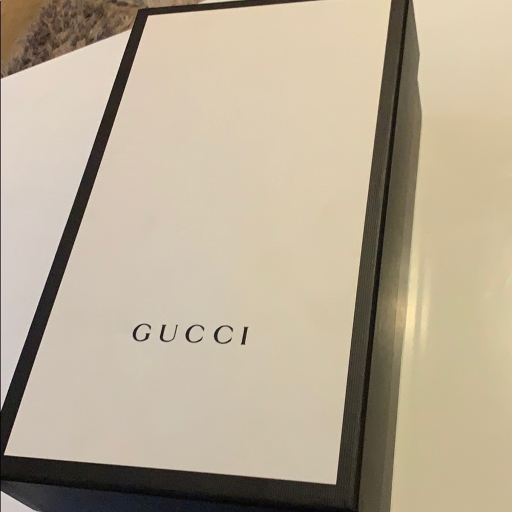 Large authentic Gucci boxe